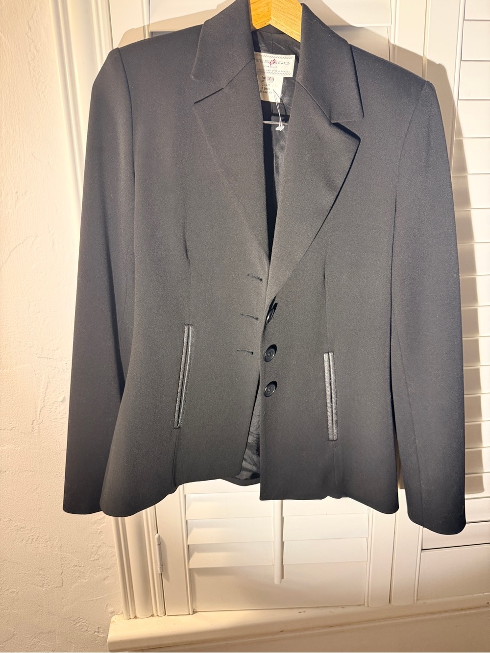 Vertigo Paris Black Double-Breasted Blazer tres French size S